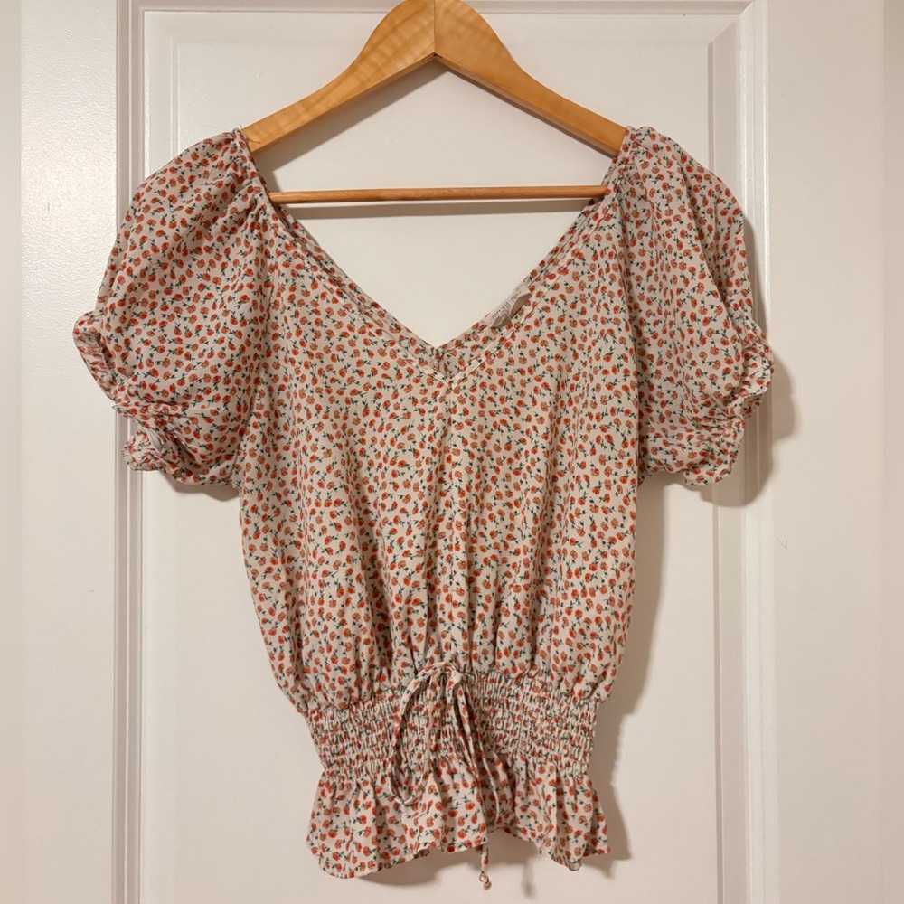 Sienna Sky Red Floral Puff Sleeve Blouse ✨2 FOR 25✨